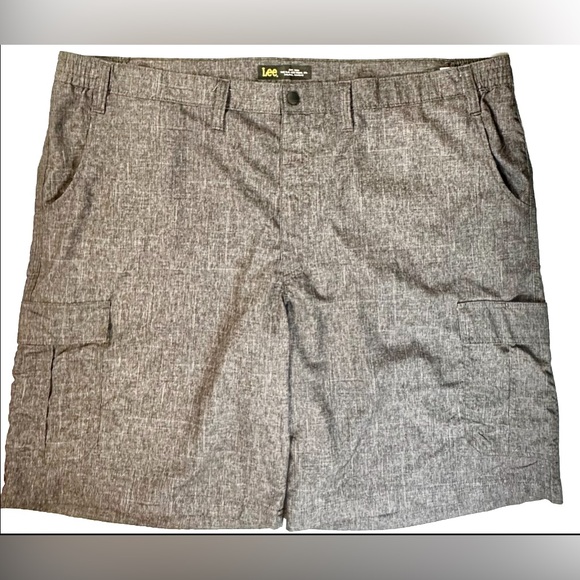 Lee Men's Big and Tall Performance Cargo Short, Grey Heathered, Size 50 Preowned - Picture 1 of 12